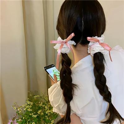 汽车女窃贼